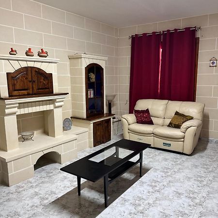 Marsaskala Sea Side Retreat Villa Bagian luar foto
