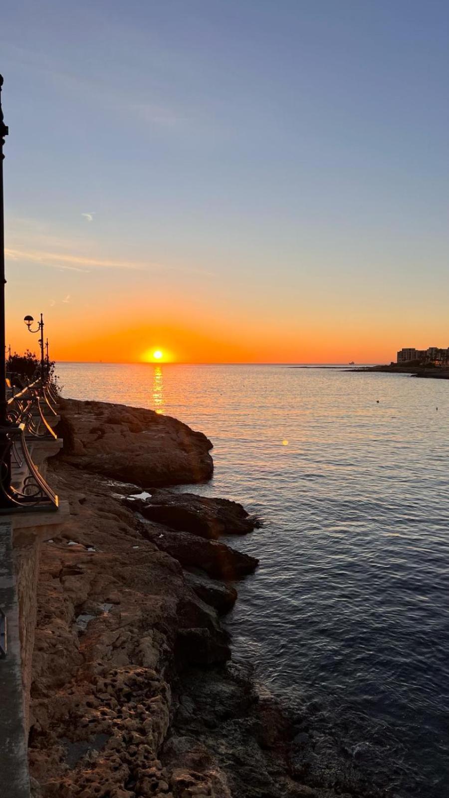 Marsaskala Sea Side Retreat Villa Bagian luar foto